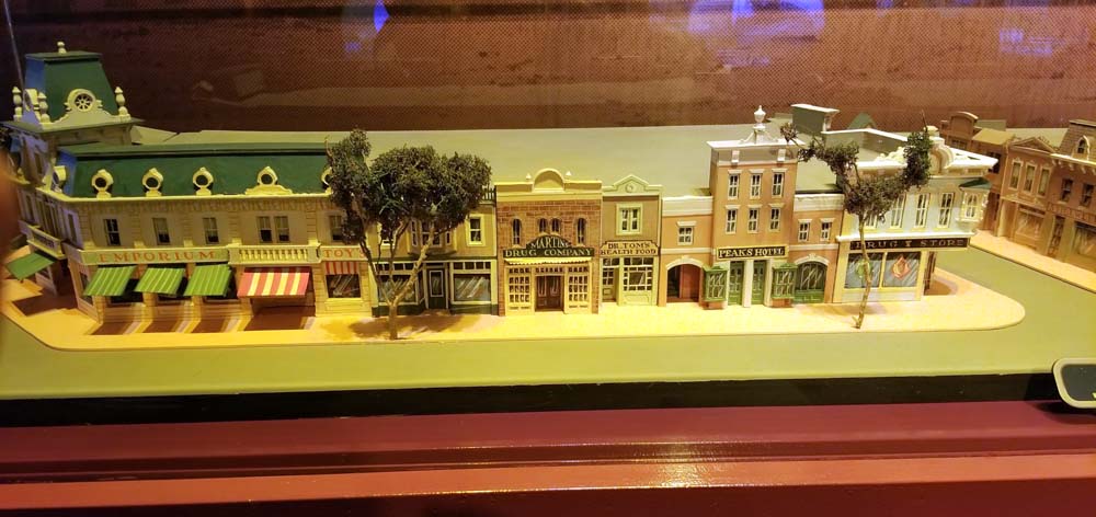 Walt Disney Presents: One Man's Dream - main street model 1