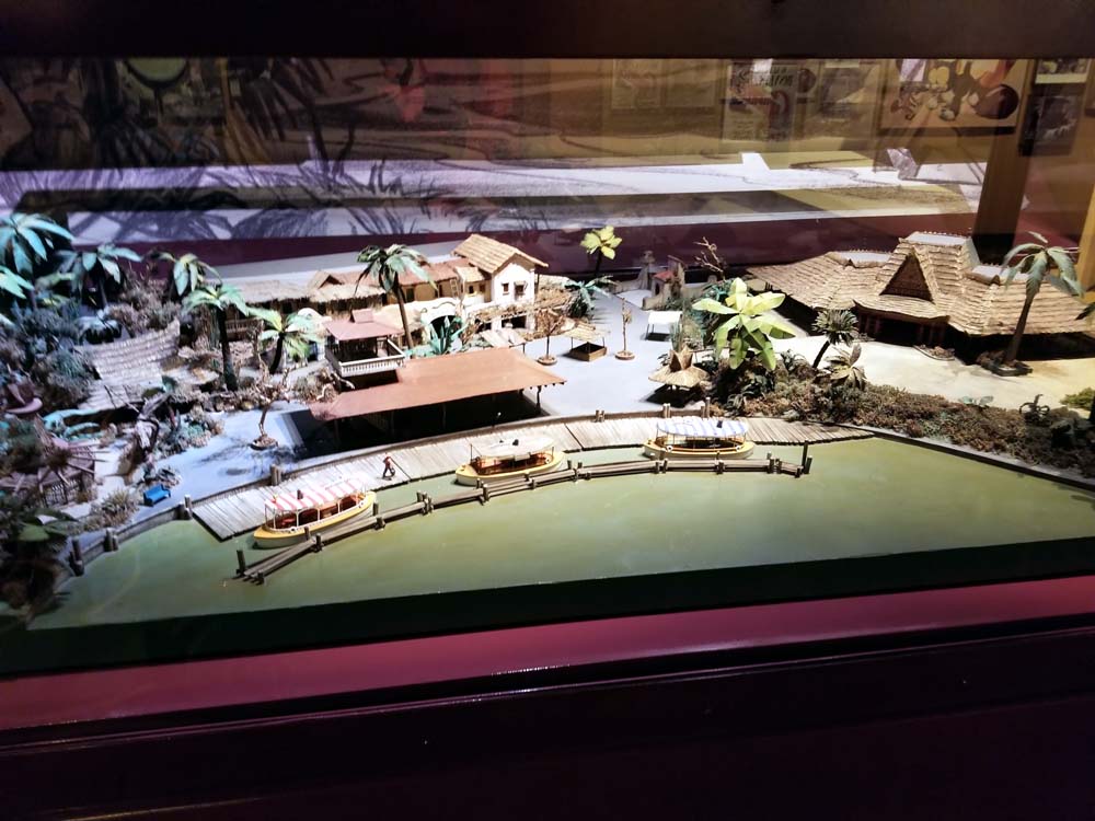 Walt Disney Presents: One Man's Dream - jungle cruise model