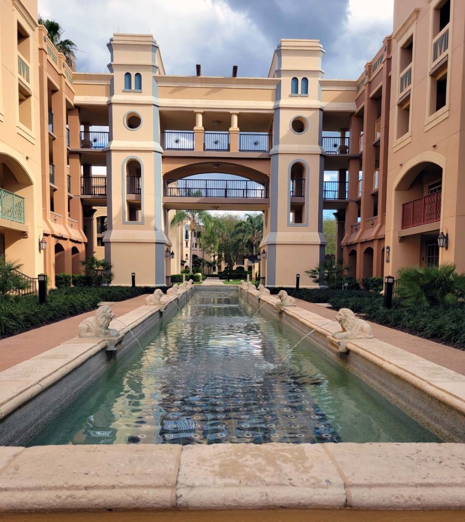 Coronado Springs Resort - casita fountain 4