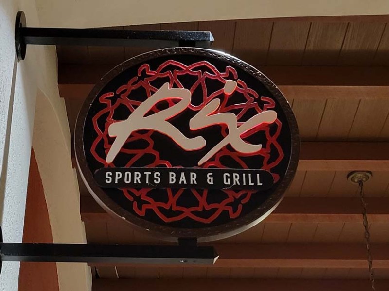 Rix Sports Bar and Grill: Good Food, Good Atmosphere. Odd&nbsp;Location.