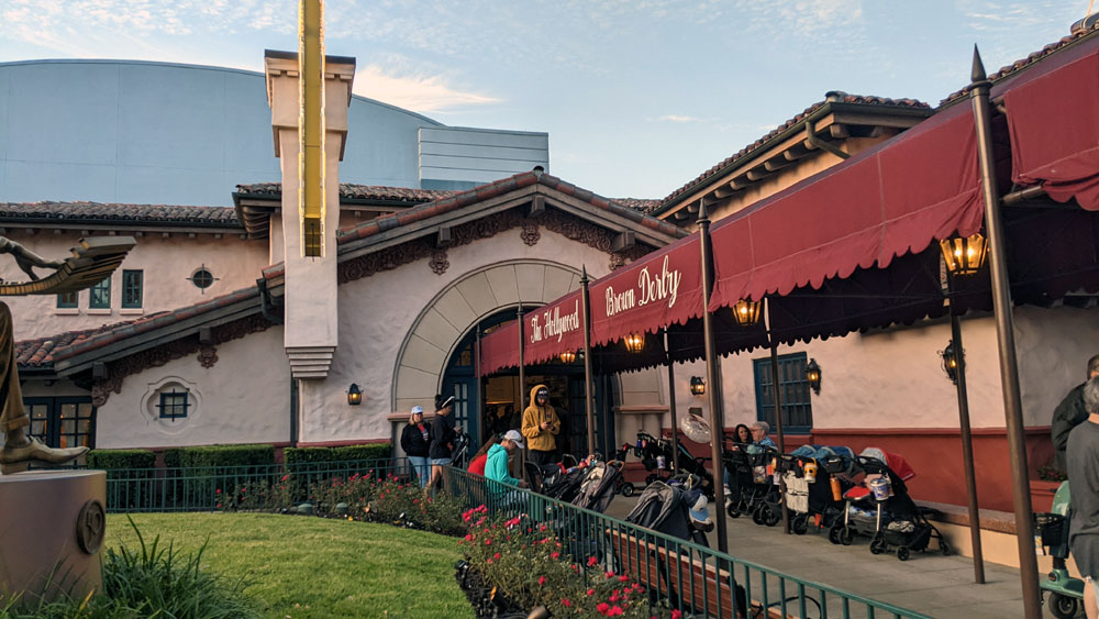 Hollywood Brown Derby outside