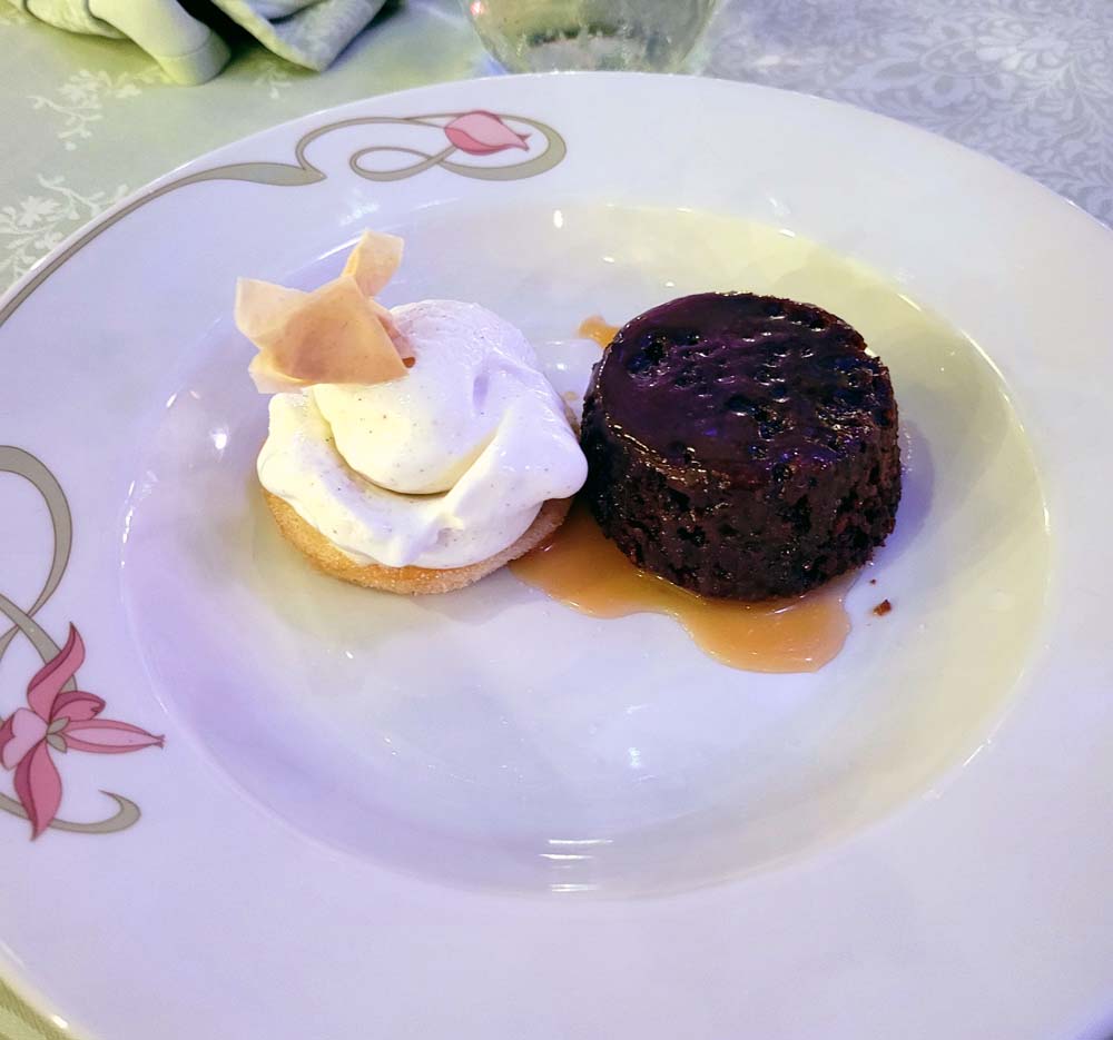 Enchanted Garden Dinner 4 - sticky date pudding dessert