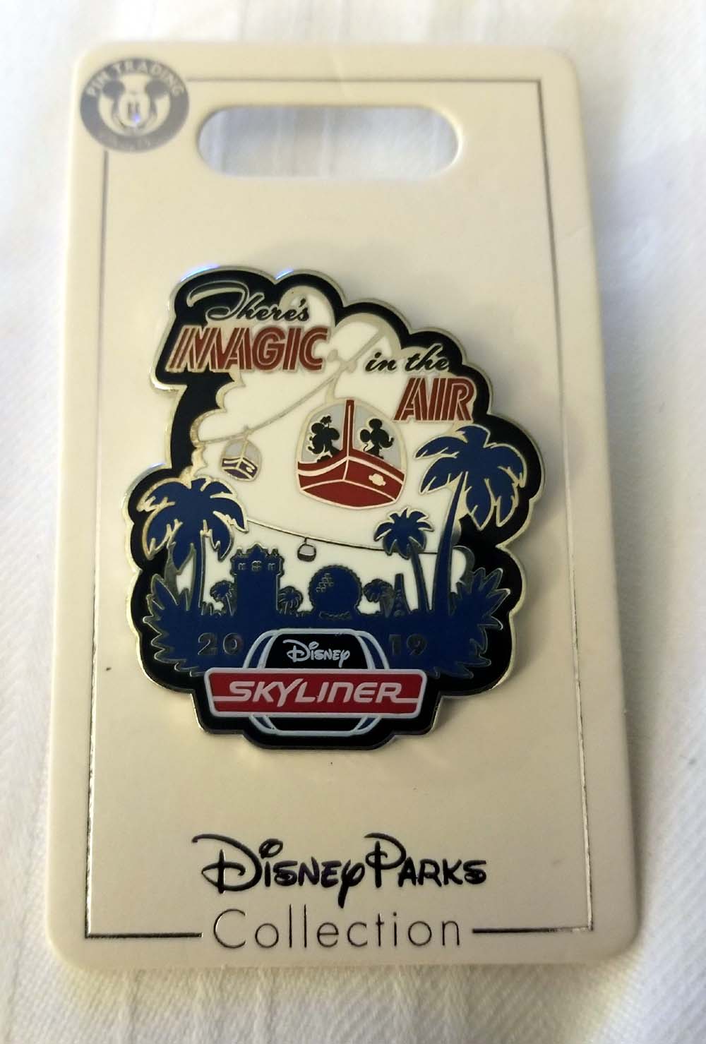 Skyliner Disney pin