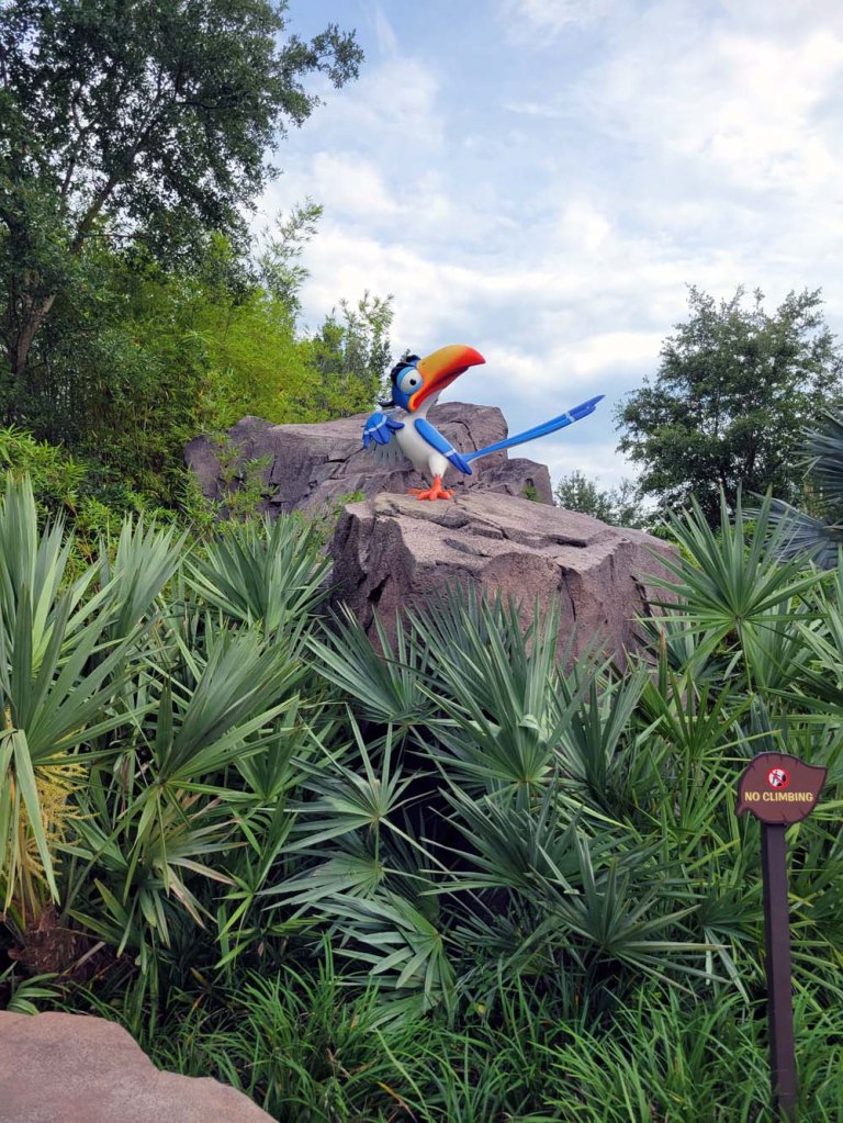 Art of Animation - The Lion King - Zazu perched on a rock