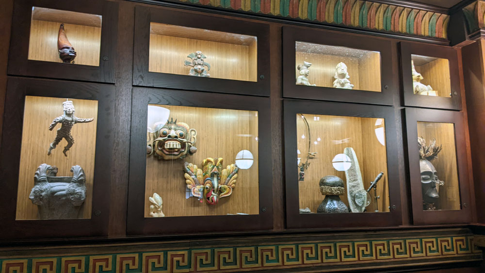 Skipper Canteen decor