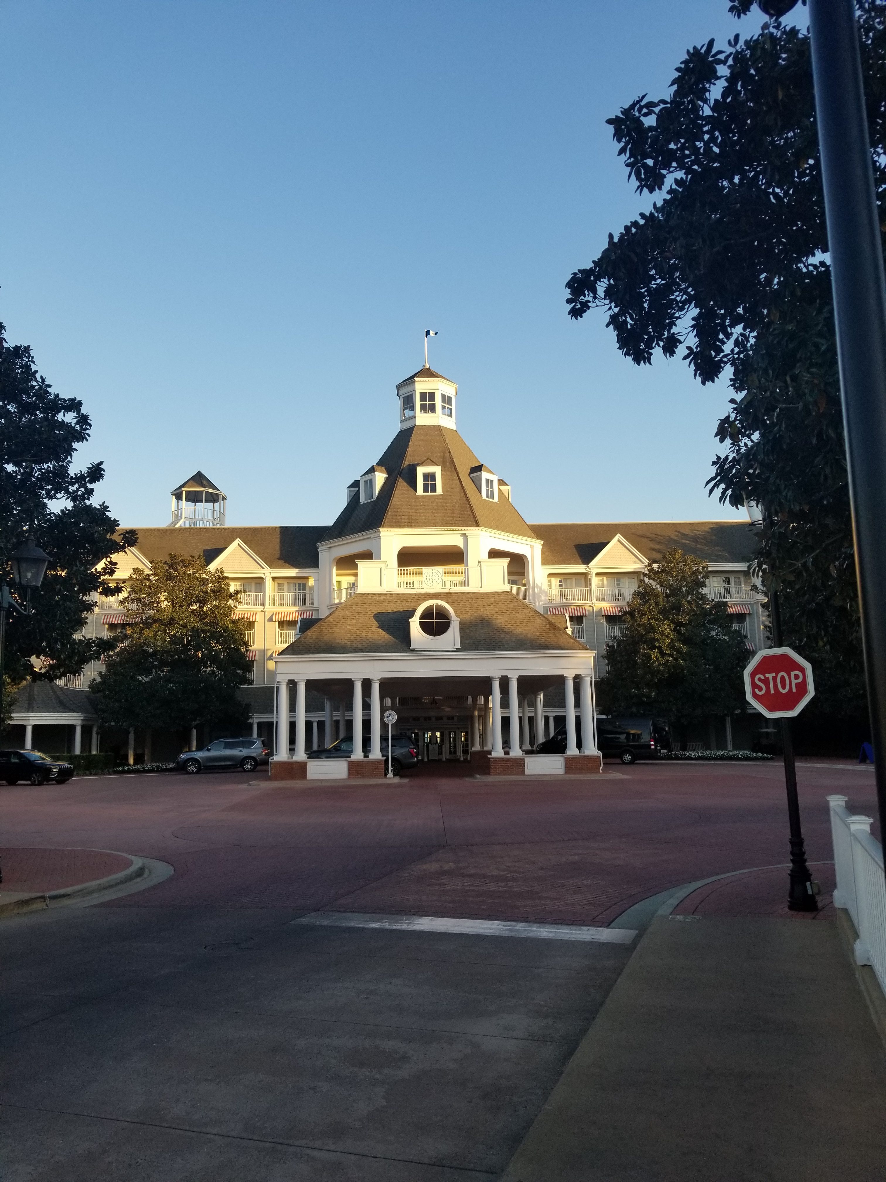 Resorts – Disney Rover