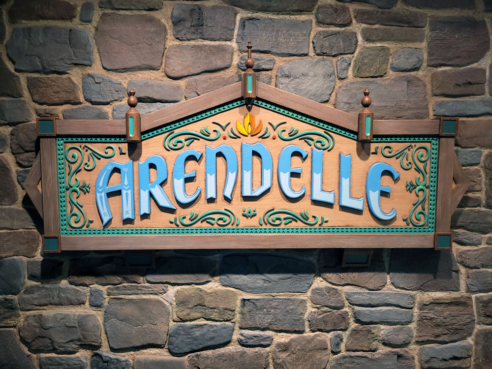 Dining on the Disney Wish: Dinner at&nbsp;Arendelle!