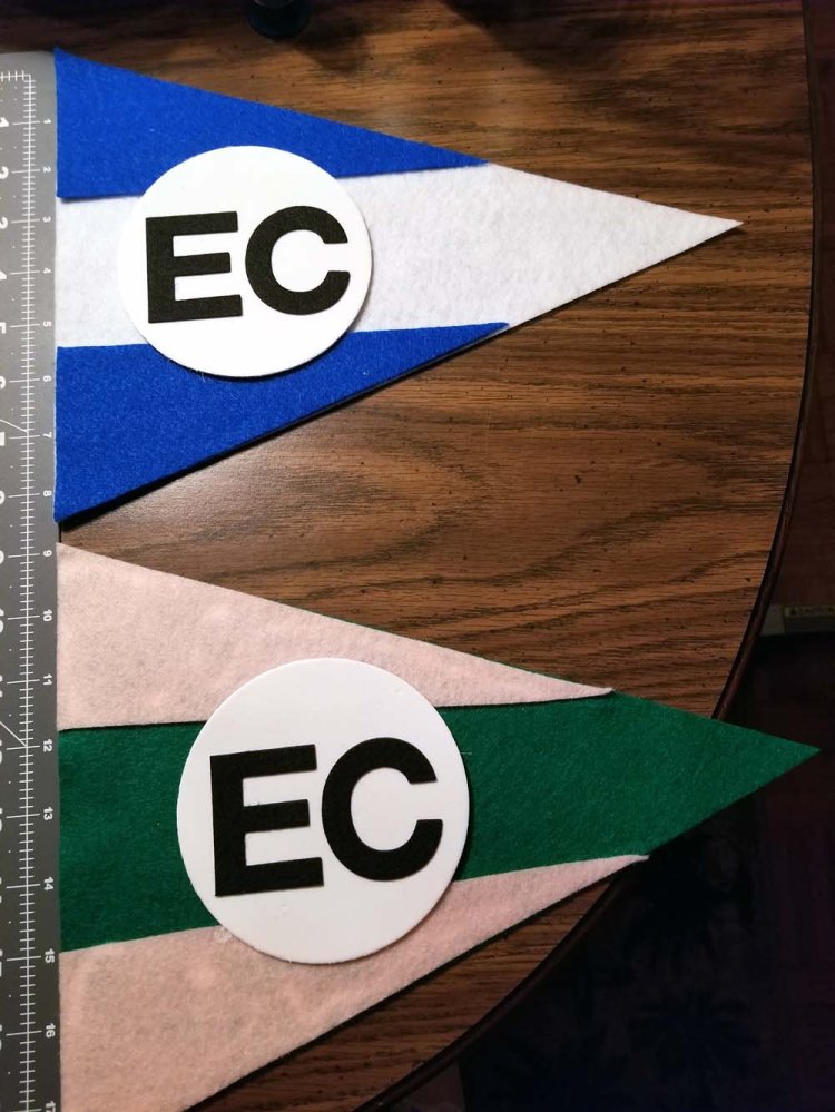 Disney Bus Flag Craft Project 7