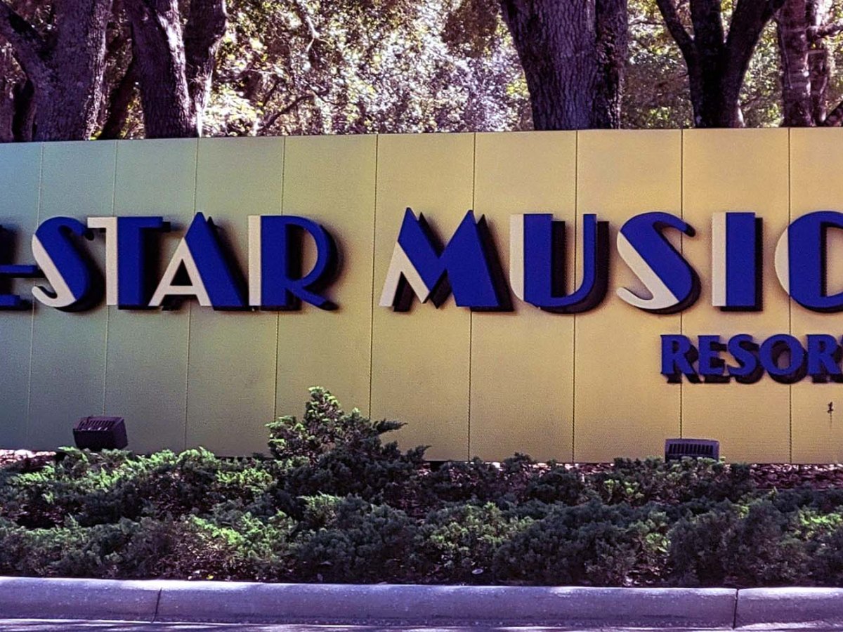 This All-Star Music Dessert Had Us Singing the&nbsp;Blues